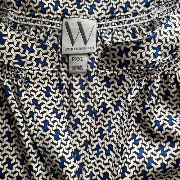 Worthington Escher Geometric Print, V Neck, Short Sleeve Button Down Blouse. - Picture 3 of 4
